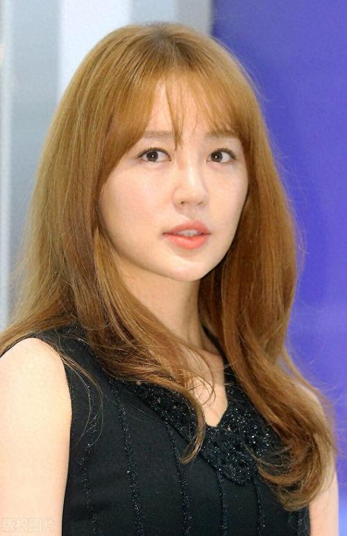 今日头条尹恩惠,从韩流女神到时尚先锋，她如何引领潮流？