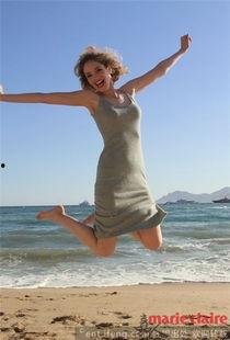 海滩 明星 拍照,镜头下的璀璨瞬间