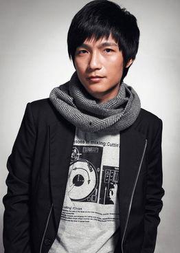 明星放弃,告别辉煌舞台，追寻人生新篇章