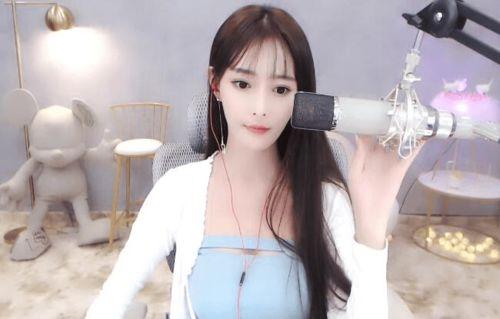 娱乐吃瓜主播真假视频,真假视频背后的真相大揭秘